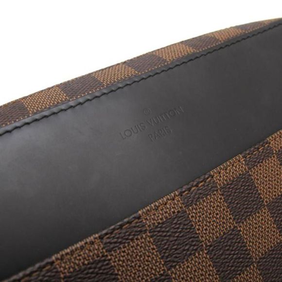 Louis Vuitton Damier Jake Messenger PM - Picture 7 of 9